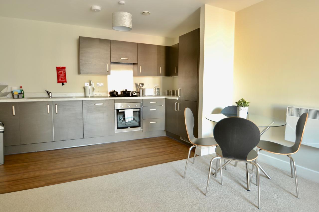 Clarus Living Manchester Bridgewater Point Apartments Salford  Eksteriør billede